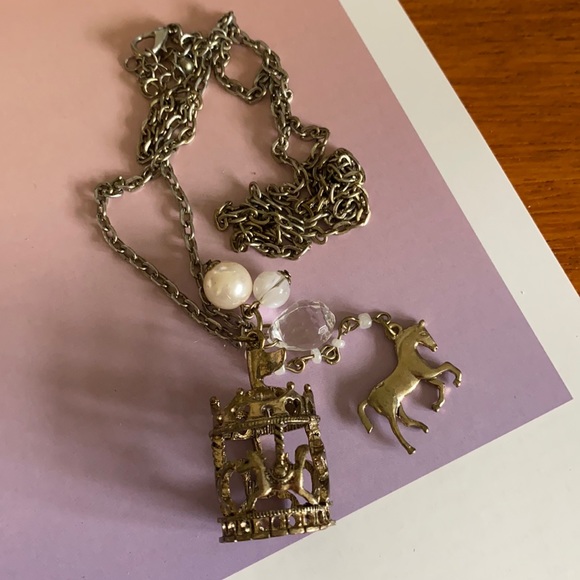 Vintage Style Merry-go-round Long Necklace - Picture 2 of 3